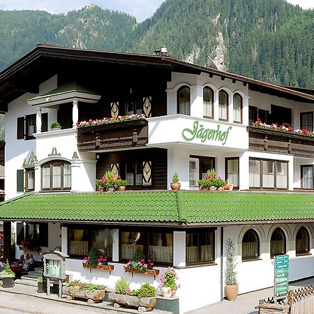 Hotel Jaegerhof Майрхофен Экстерьер фото