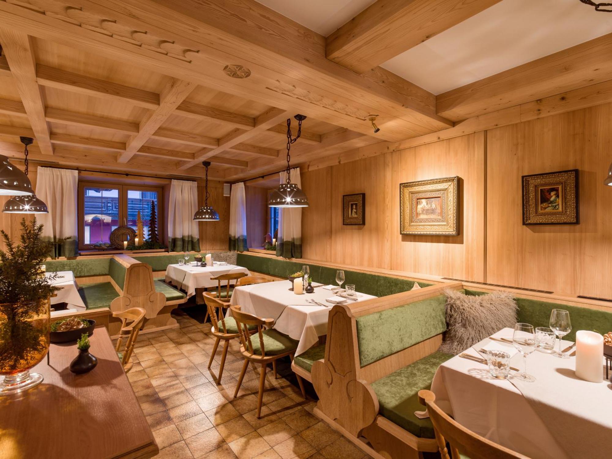 Hotel Jaegerhof Майрхофен Экстерьер фото