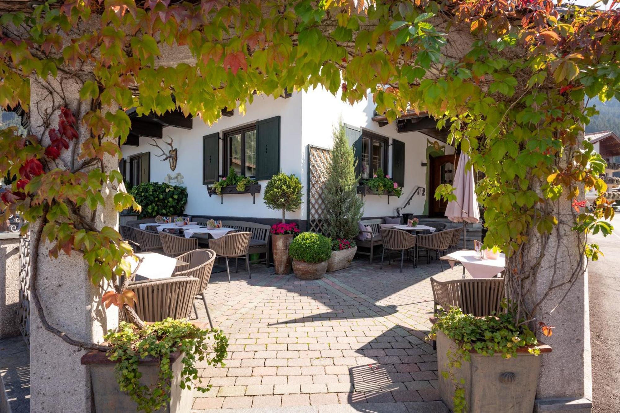 Hotel Jaegerhof Майрхофен Экстерьер фото