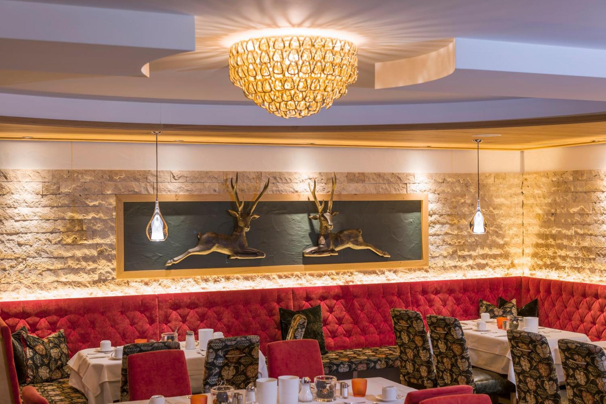 Hotel Jaegerhof Майрхофен Экстерьер фото