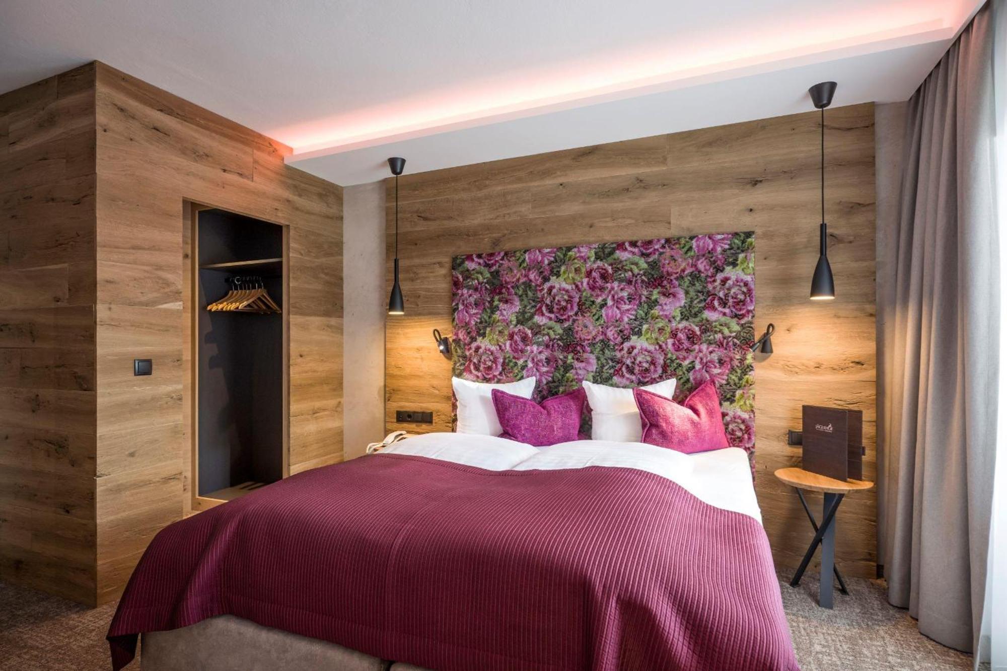Hotel Jaegerhof Майрхофен Экстерьер фото