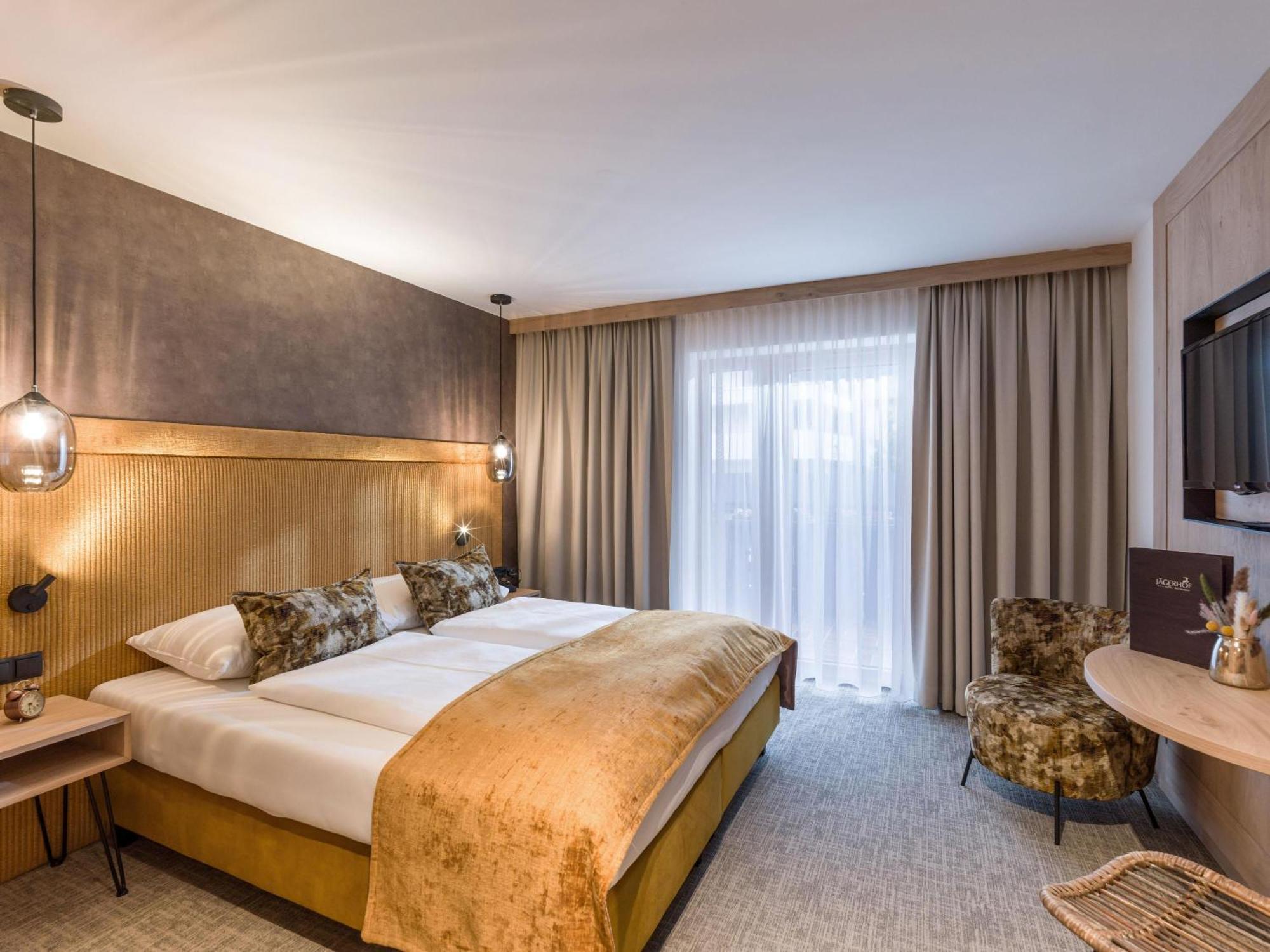Hotel Jaegerhof Майрхофен Экстерьер фото
